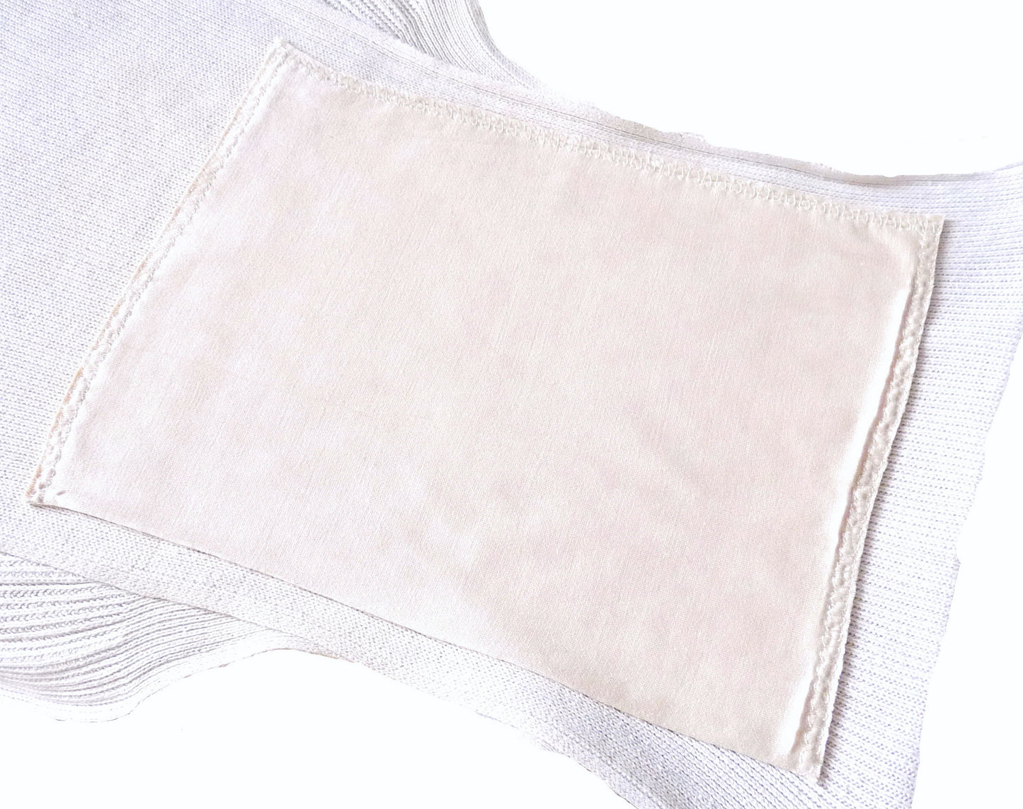 Seiden-Windeleinlage • Pflegend • Natürliche Peace Silk • 100% Seide • Naturbelassen Creme