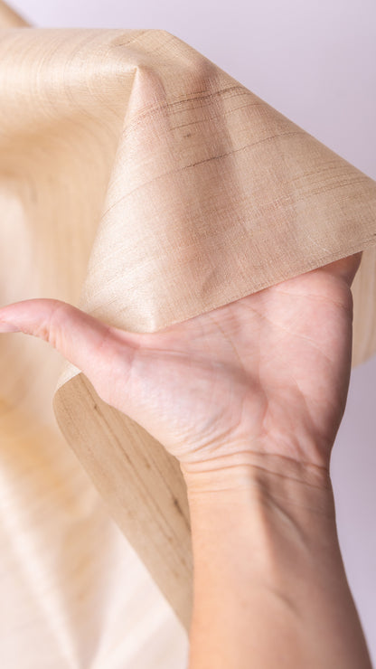 Seidenstoff Fester Taft • Peace Silk • 100% Seide • Beige-Braun • Handgewebt • Antara