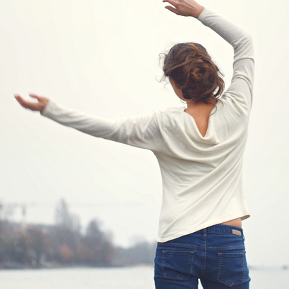 Silk sweater "Remembering" made from natural Peace Silk by Seidenstern • 100% silk • Women's 