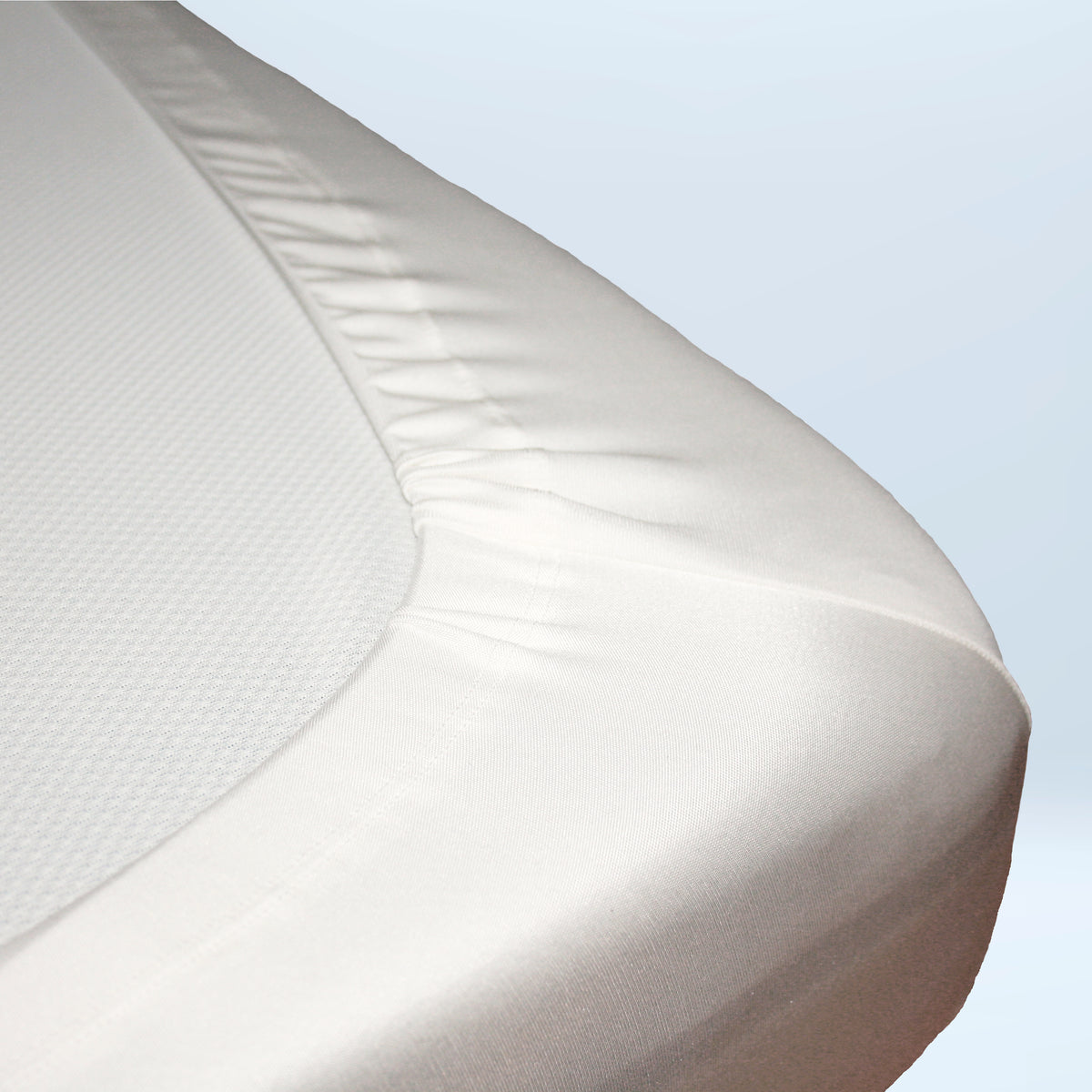 Seiden-Spannbetttuch von Seidenstern • Jersey Hautfreundlich: Ungefärbt • Tierleidfreie Peace Silk • 100 % Seide • Naturweiß