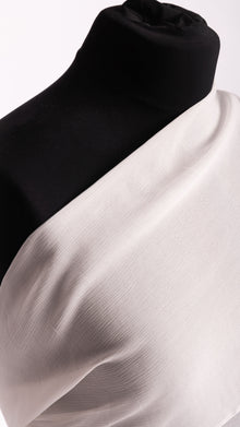 Seidenstoff für Brautkleider • Peace Silk Crinkle Chiffon • 100% Seide • Naturweiß Transparent • Chandi
