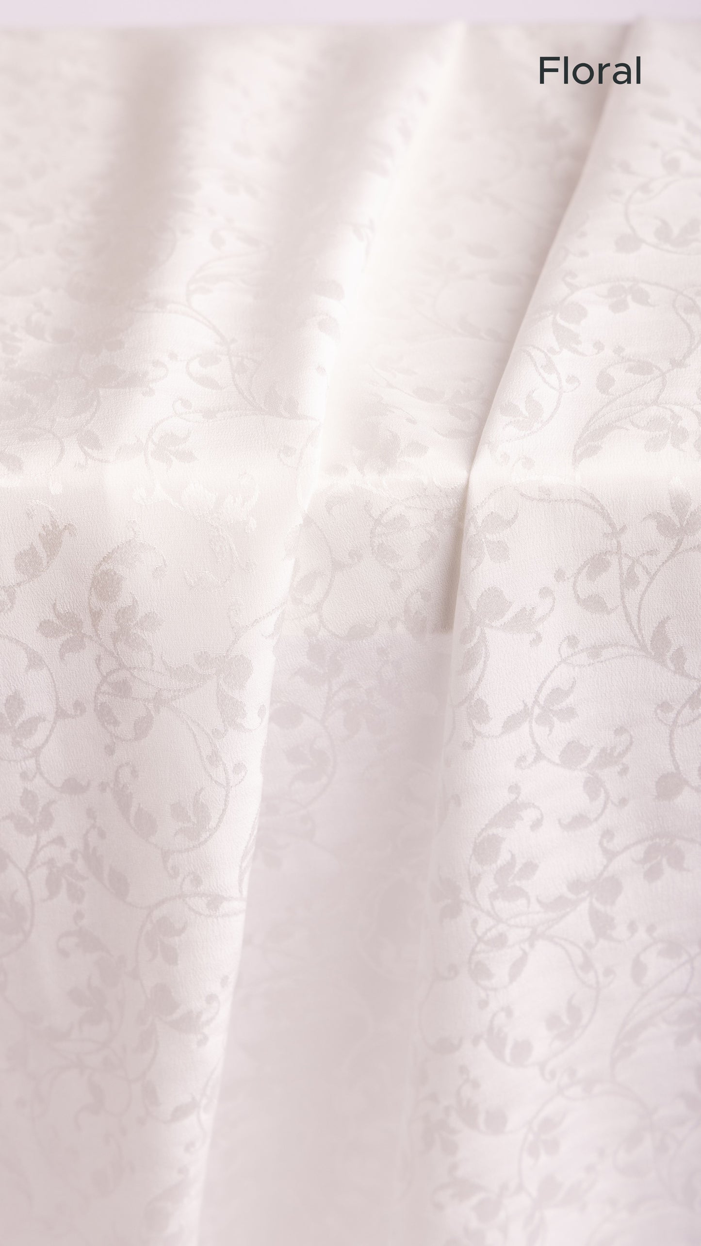 Seidenstoff für Brautkleider • Natürlicher Peace Silk Jacquard • 100% Seide • Naturweiß • Floral & Rosen