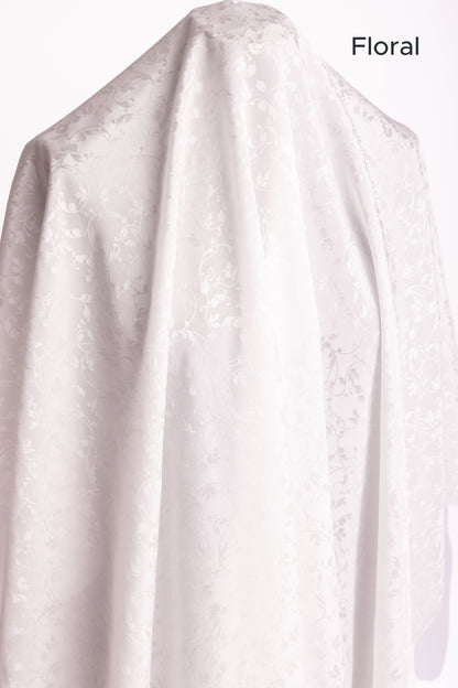 Seidenstoff für Brautkleider • Natürlicher Peace Silk Jacquard • 100% Seide • Naturweiß • Floral & Rosen