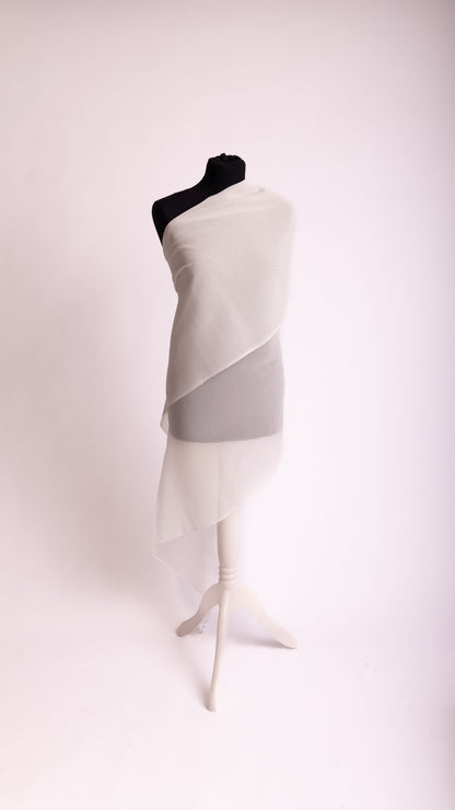 Seidenstoff für Brautkleider • Peace Silk Crêpe Georgette • 100% Seide • Naturweiß • Gila