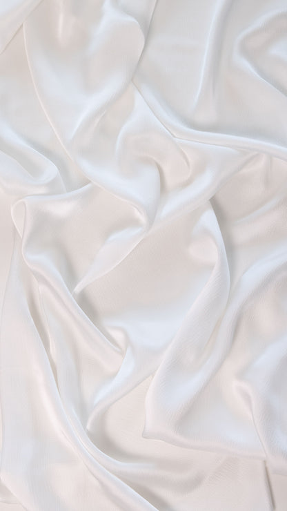 Seidenstoff für Brautkleider • Peace Silk Crinkle Satin Gehämmert • 100% Seide • Naturweiß • Kamika