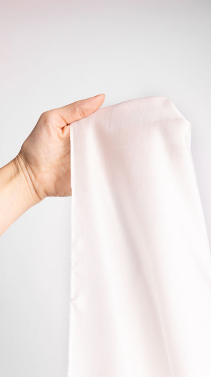 Seidenstoff Satin • Nachhaltige Peace Silk • 30% Seide, 70% Baumwolle • Naturweiß • Kapas