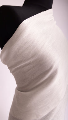 Seidenstoff Dupion • Nachhaltige Peace Silk • 30% Seide, 70% Leinen • Naturweiß Transparent • Laksha