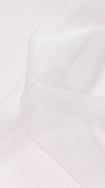 Seidenstoff für Brautkleider • Nachhaltiger Peace Silk Organza • 100% Seide • Naturweiß Transparent