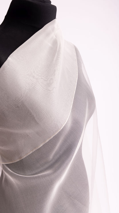 Seidenstoff für Brautkleider • Nachhaltiger Peace Silk Organza • 100% Seide • Naturweiß Transparent