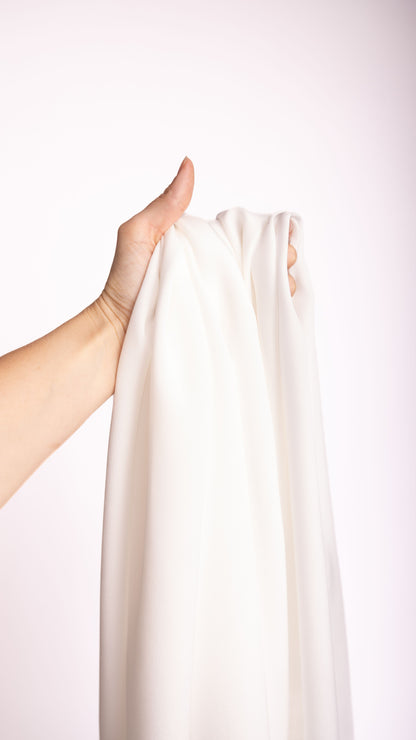 Seidenstoff für Brautkleider • Peace Silk Crêpe de Chine • 100% Seide • Naturweiß • Varianten Verfügbar • Rinara