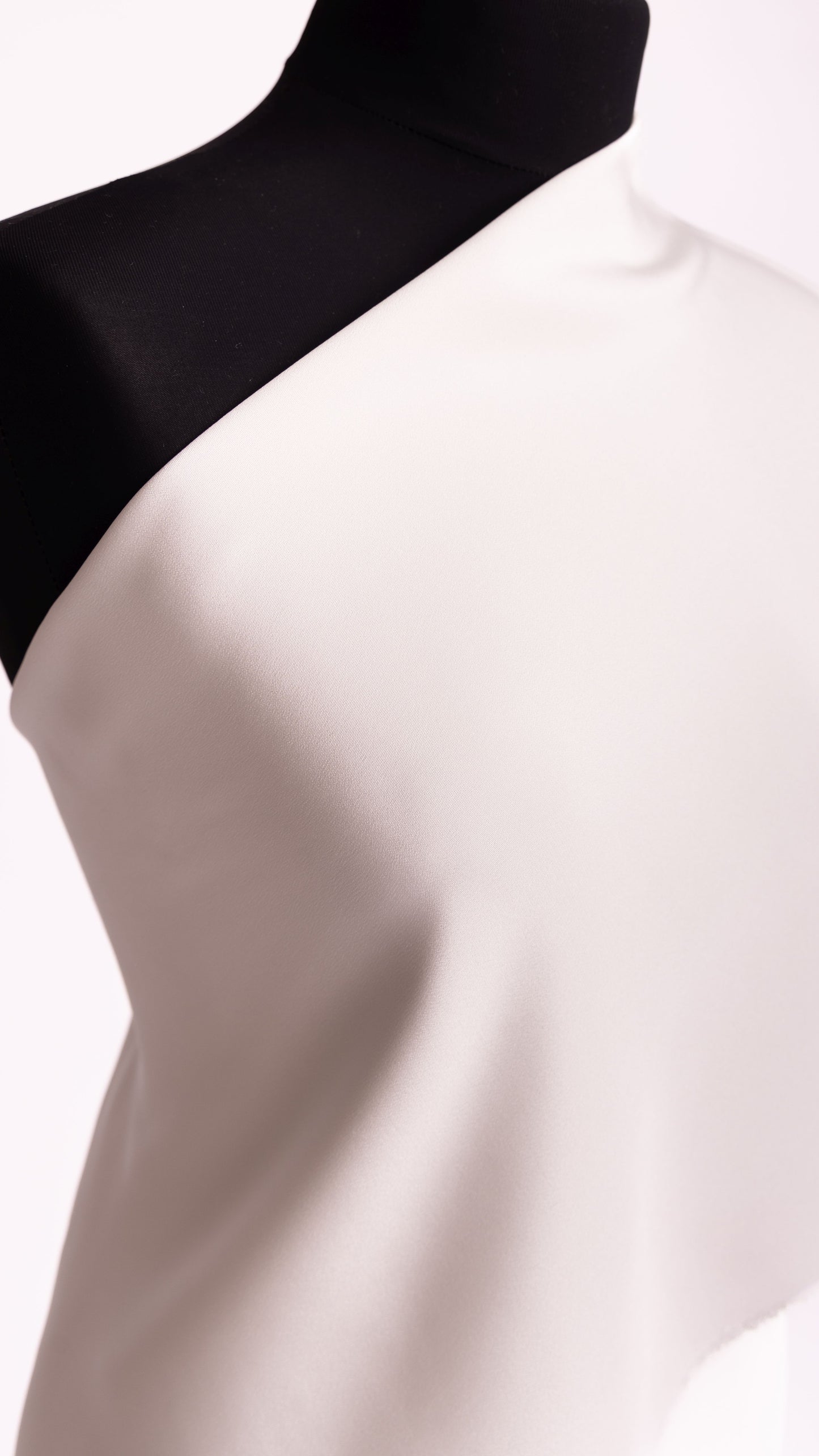 Seidenstoff für Brautkleider • Peace Silk Crêpe de Chine • 100% Seide • Naturweiß • Varianten Verfügbar • Rinara