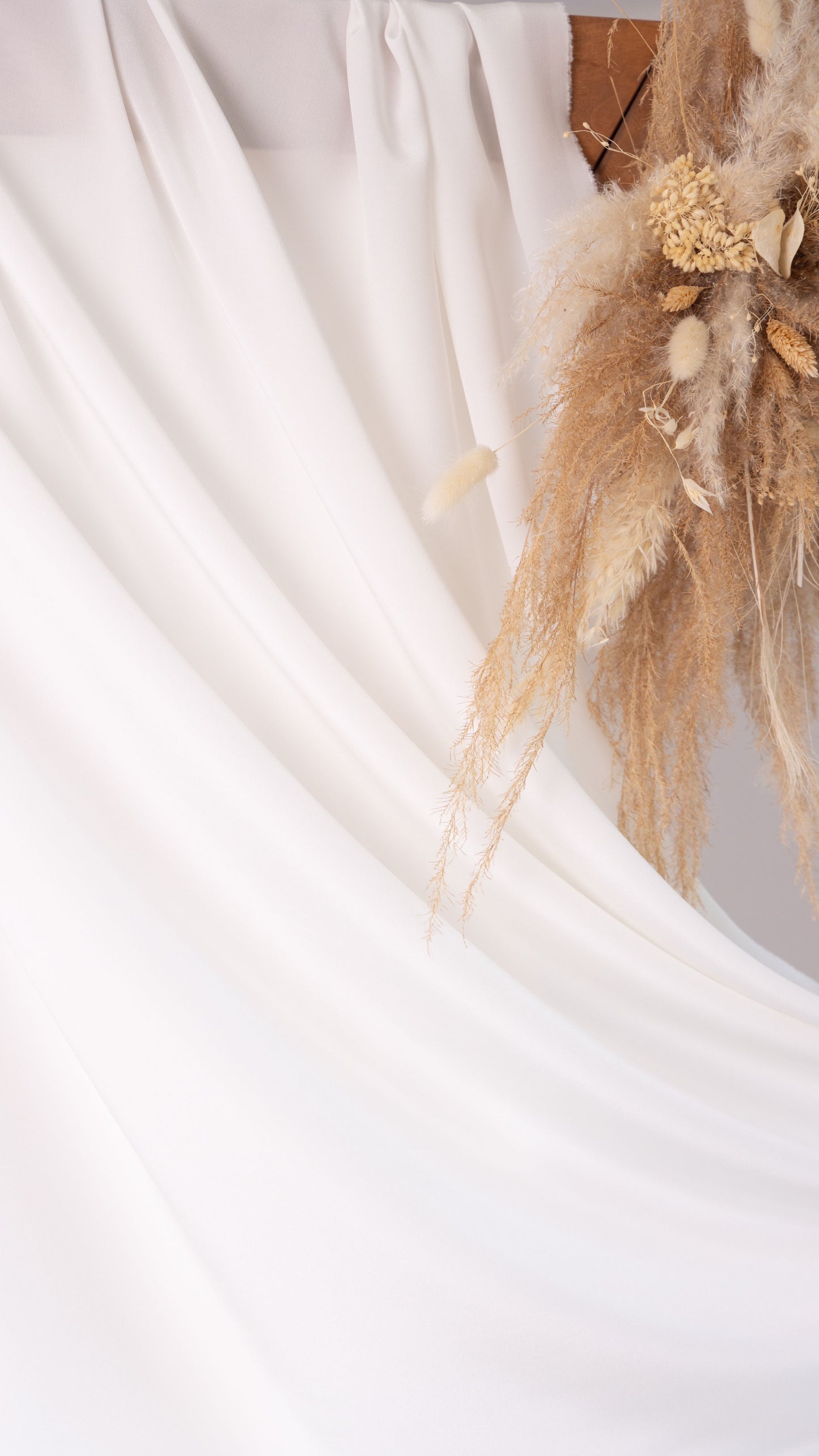 Seidenstoff für Brautkleider • Peace Silk Crêpe de Chine • 100% Seide • Naturweiß • Varianten Verfügbar • Rinara