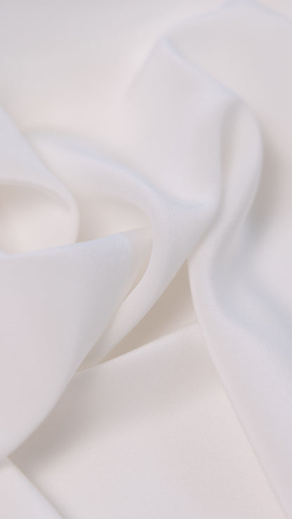 Seidenstoff für Brautkleider • Peace Silk Crêpe de Chine • 100% Seide • Naturweiß • Varianten Verfügbar • Rinara