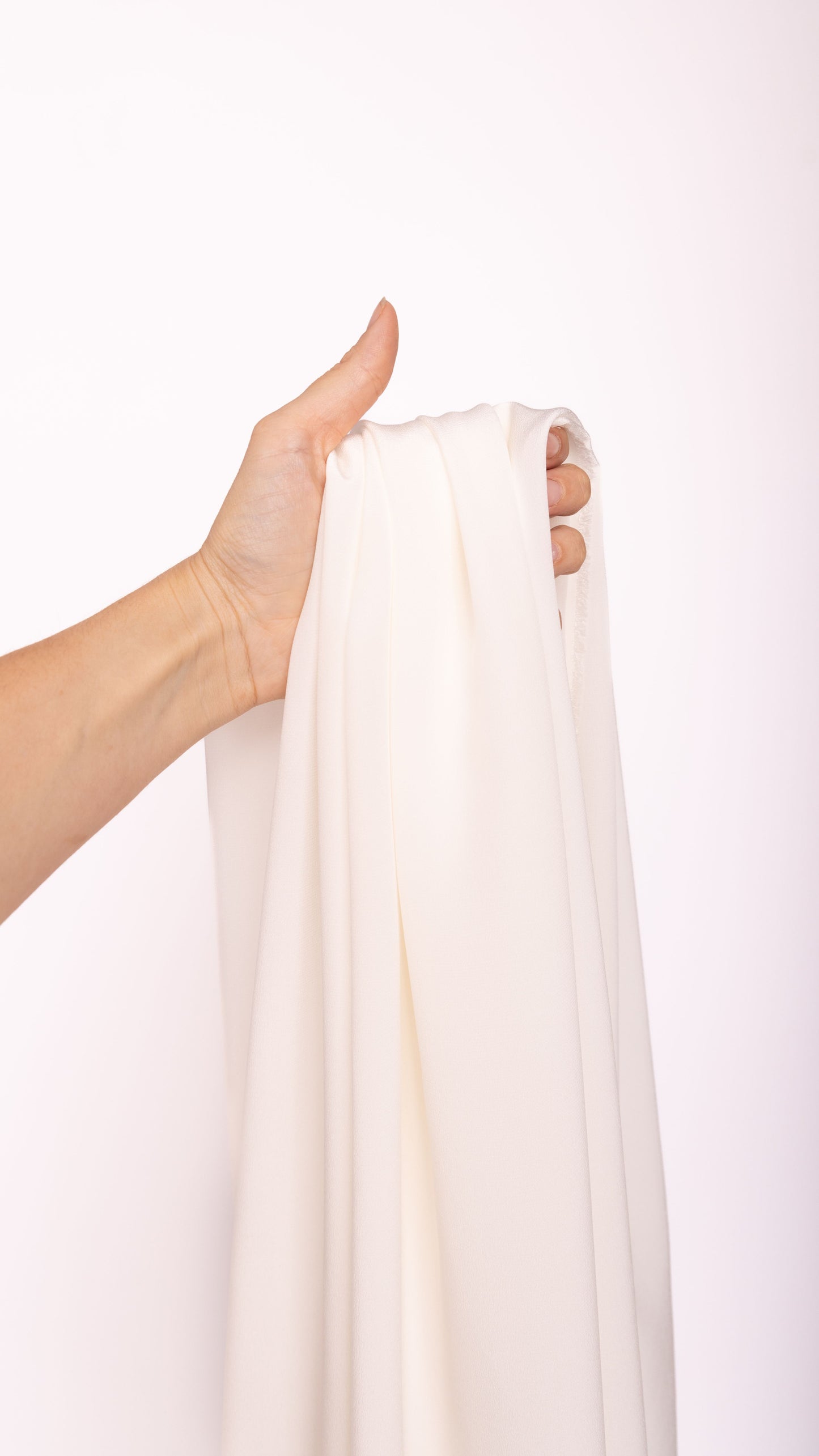 Seidenstoff für Brautkleider • Peace Silk Crêpe de Chine • 100% Seide • Naturweiß • Varianten Verfügbar • Rinara