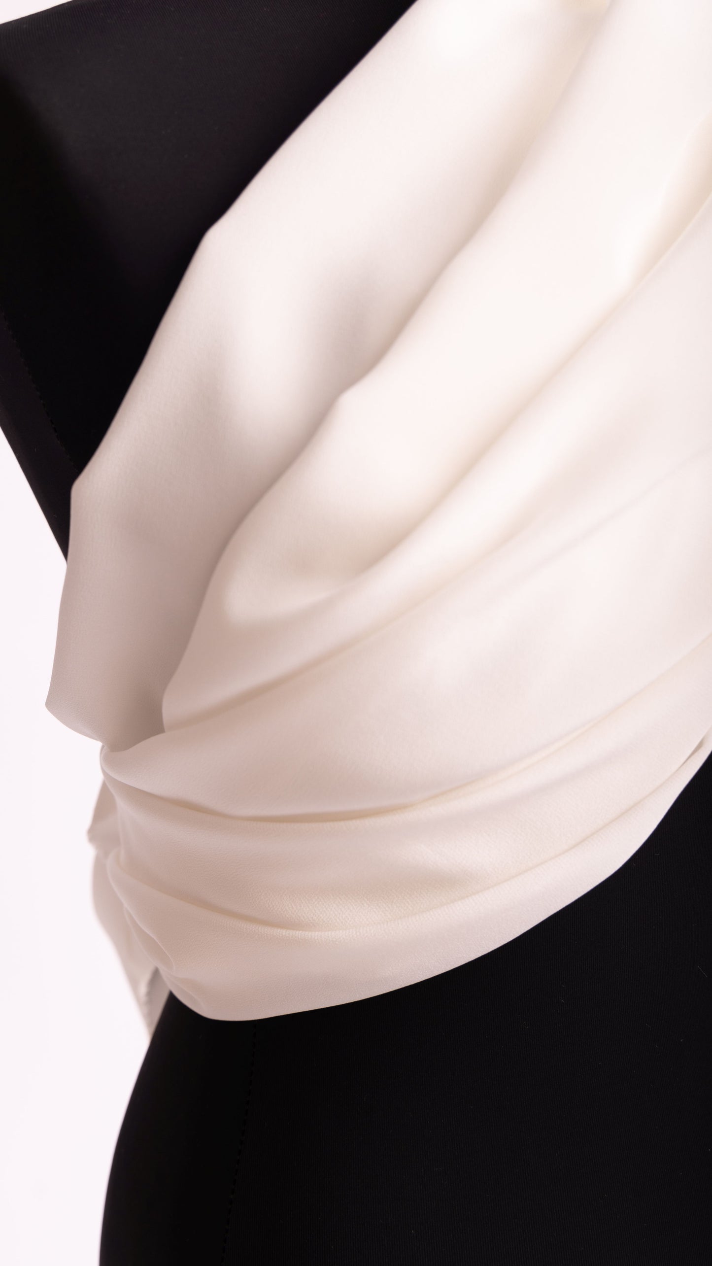 Seidenstoff für Brautkleider • Peace Silk Crêpe de Chine • 100% Seide • Naturweiß • Varianten Verfügbar • Rinara