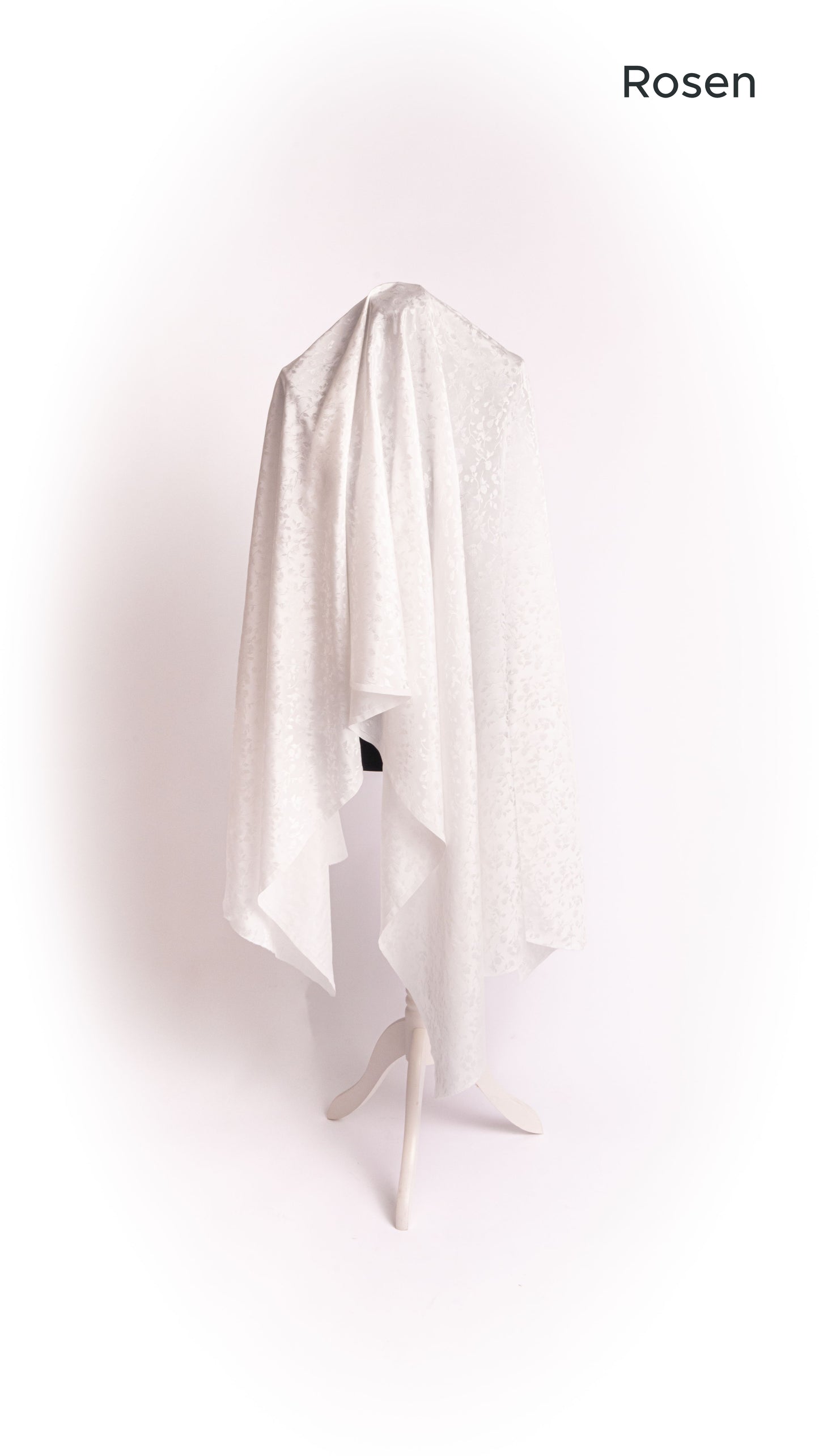 Seidenstoff für Brautkleider • Natürlicher Peace Silk Jacquard • 100% Seide • Naturweiß • Floral & Rosen