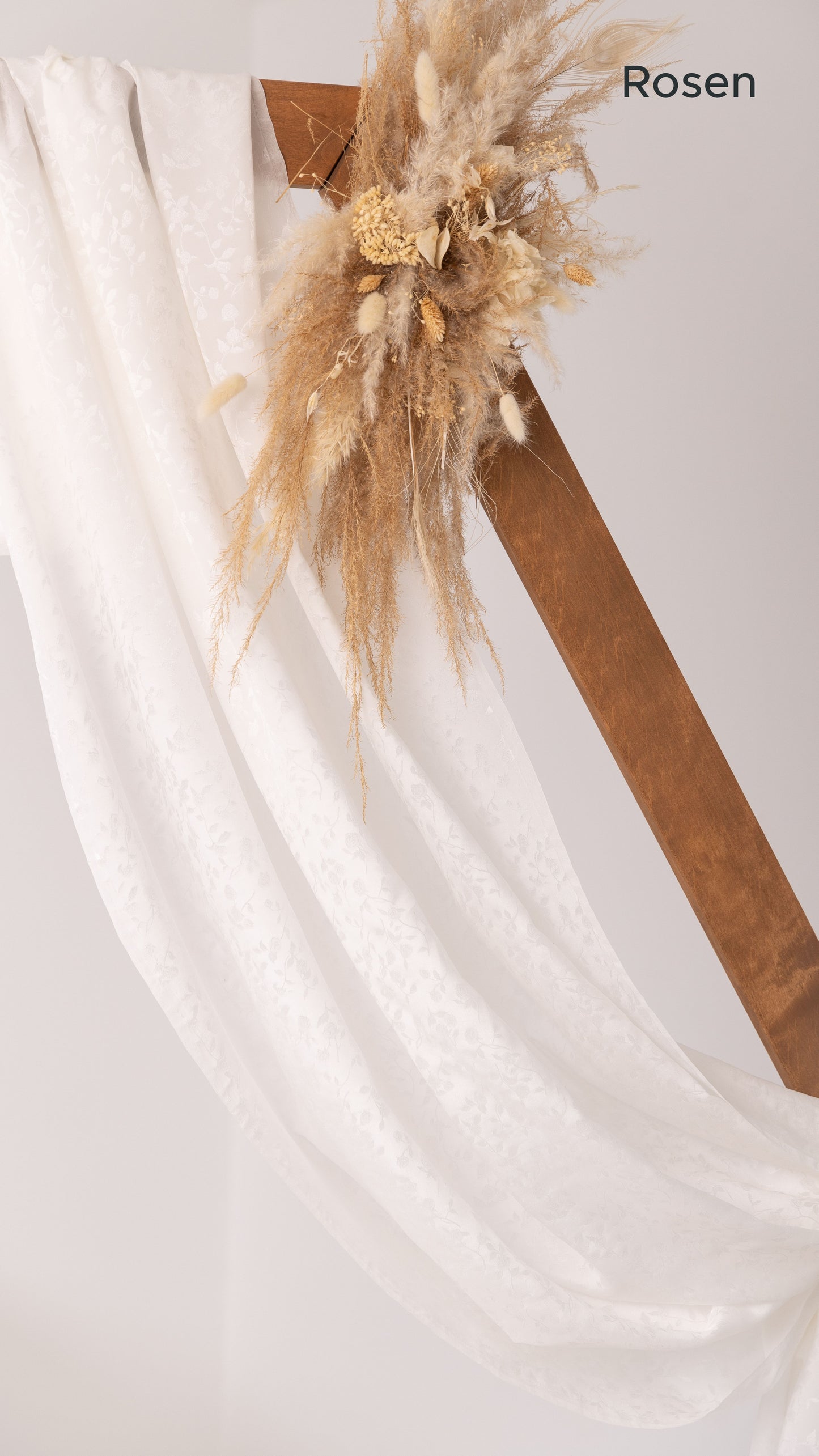 Seidenstoff für Brautkleider • Natürlicher Peace Silk Jacquard • 100% Seide • Naturweiß • Floral & Rosen