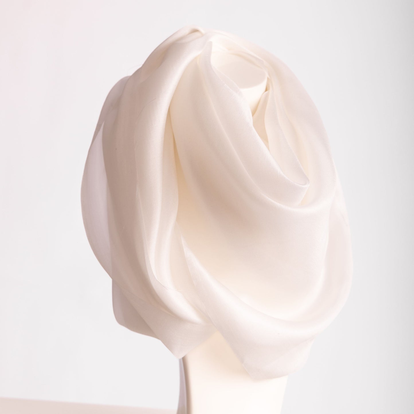 Seidentuch Pongé 05 • Nachhaltige Peace Silk • 100% Seide • Transparent • Groß