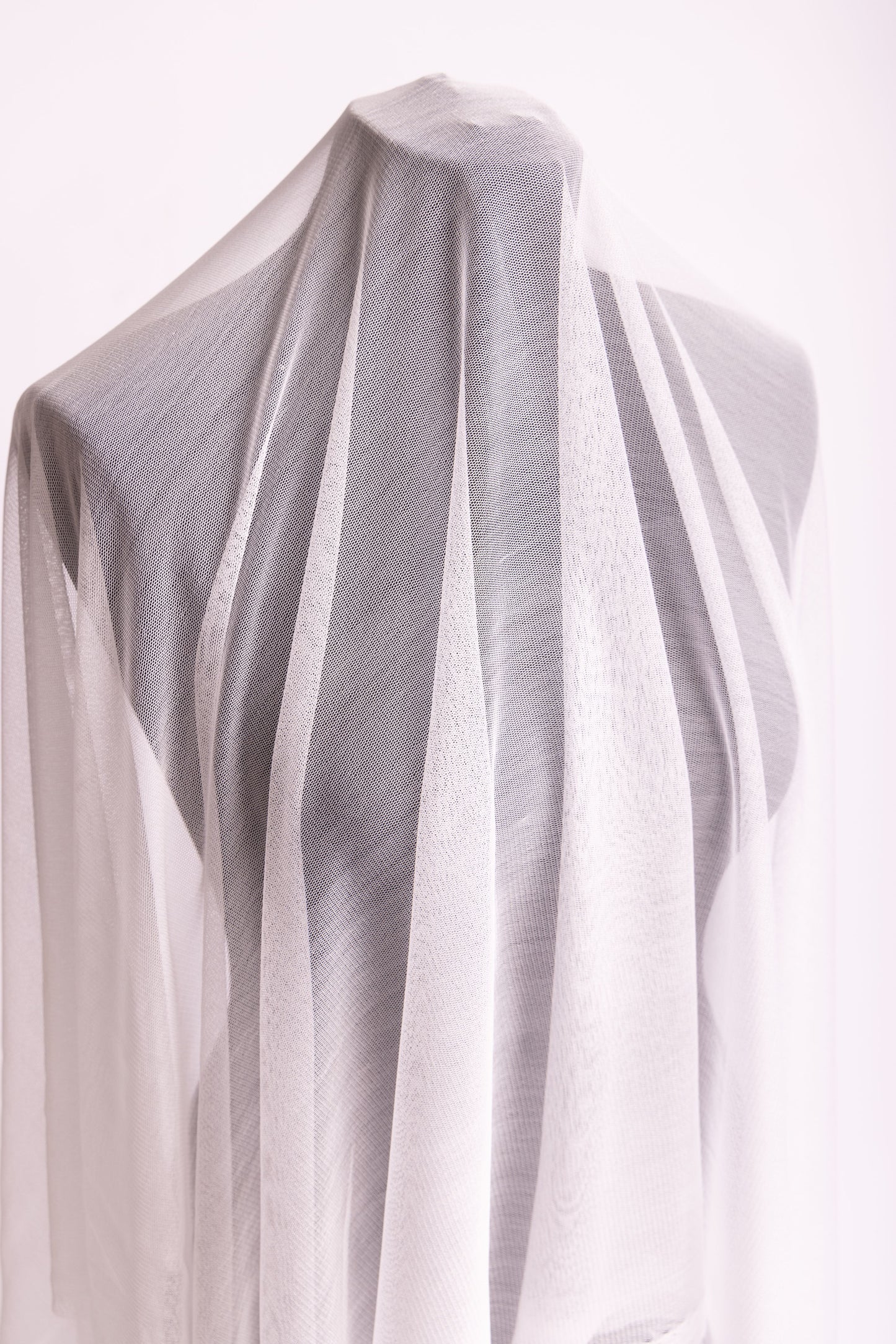 Seidenstoff für Brautkleider • Natürlicher Peace Silk Tüll • 100% Seide • Weiß Transparent