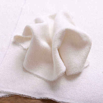 Zarte Windeleinlage aus Seide für empfindliche Babyhaut • Hautfreundlich & Wiederverwendbar • Peace Silk • 100% Bouretteseide • Ungefärbt Naturweiß (ohne Stoffwindel)